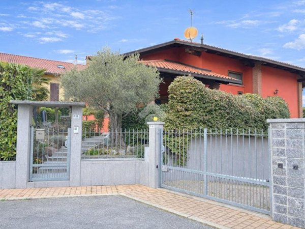 casa indipendente in vendita a San Francesco al Campo