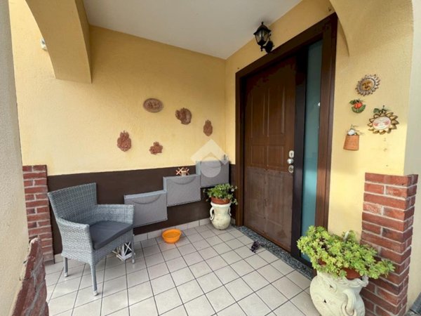 casa indipendente in vendita a San Francesco al Campo