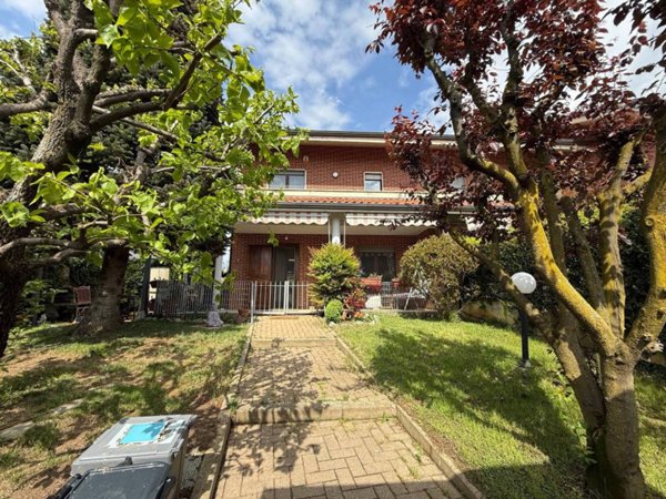 casa indipendente in vendita a San Francesco al Campo