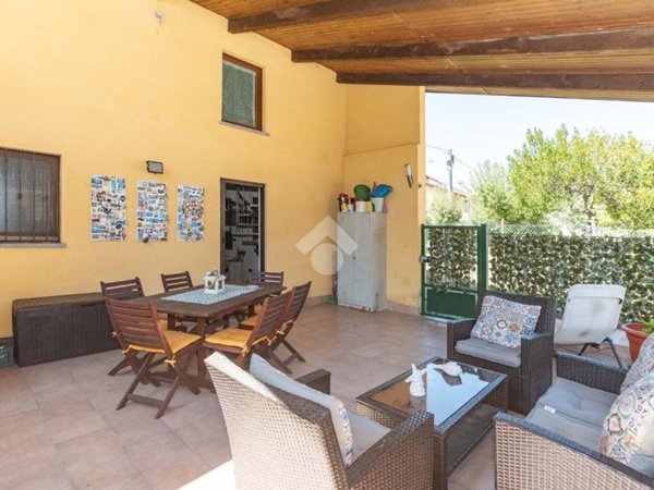 casa semindipendente in vendita a San Francesco al Campo