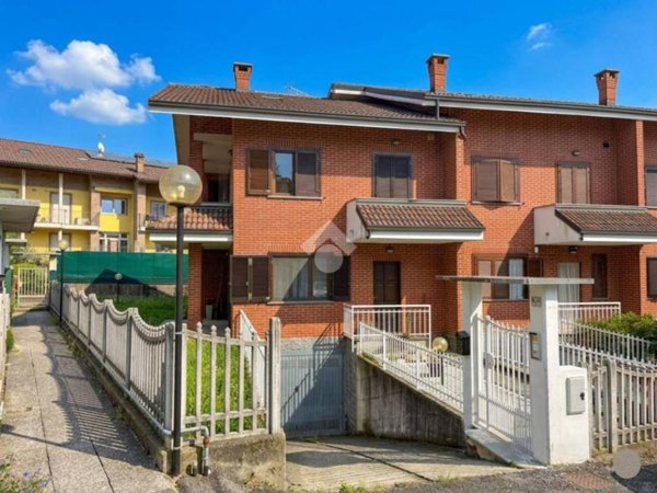 casa indipendente in vendita a San Francesco al Campo