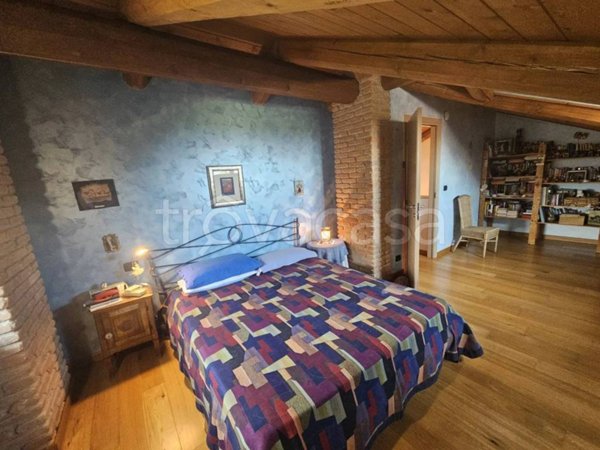casa indipendente in vendita a San Francesco al Campo