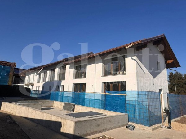 casa indipendente in vendita a Sangano