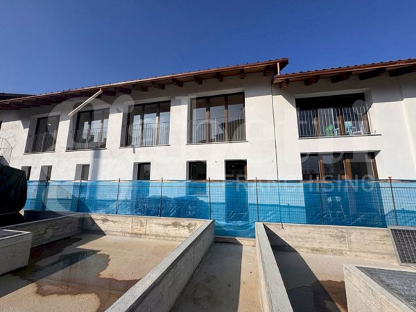 casa indipendente in vendita a Sangano