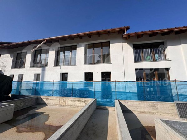 casa indipendente in vendita a Sangano