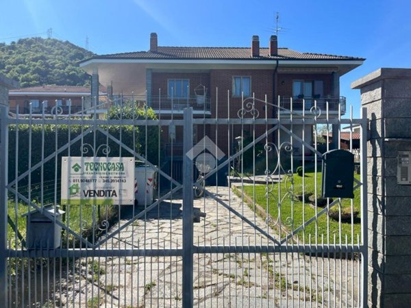 quadrivano in vendita a Sangano