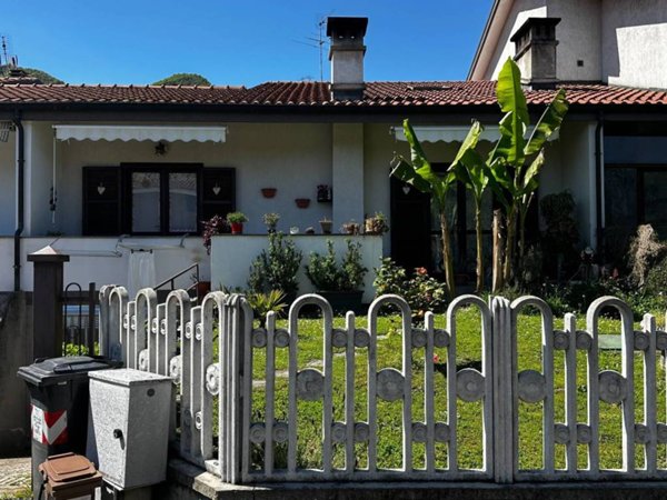 casa indipendente in vendita a Sangano