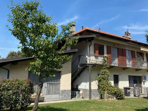 casa indipendente in vendita a Sangano