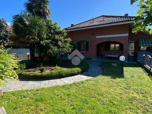 casa indipendente in vendita a Sangano