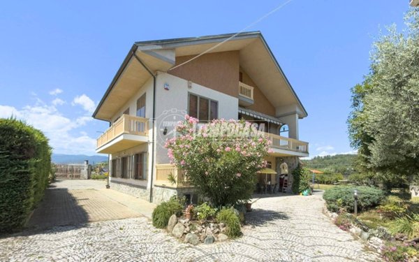 casa indipendente in vendita a Sangano