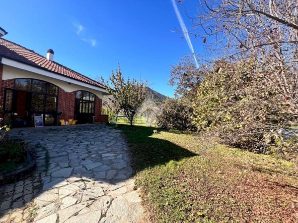 casa indipendente in vendita a Sangano