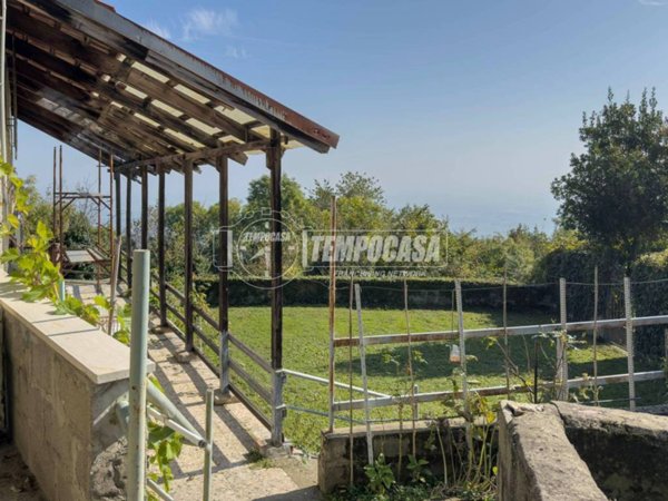 casa indipendente in vendita a Sangano