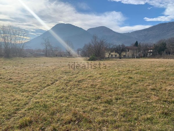terreno edificabile in vendita a Sangano