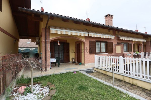 casa indipendente in vendita a Sangano