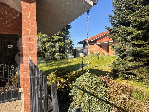 casa indipendente in vendita a Sangano