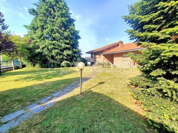 casa indipendente in vendita a Sangano