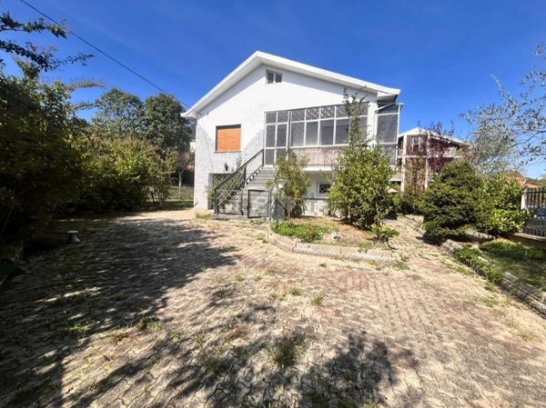 casa indipendente in vendita a Sangano