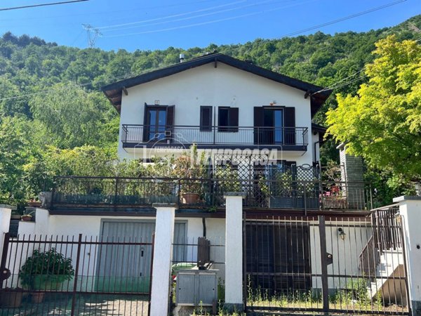 casa indipendente in vendita a Sangano