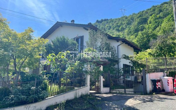 casa indipendente in vendita a Sangano