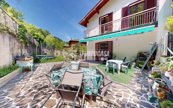 casa indipendente in vendita a Sangano