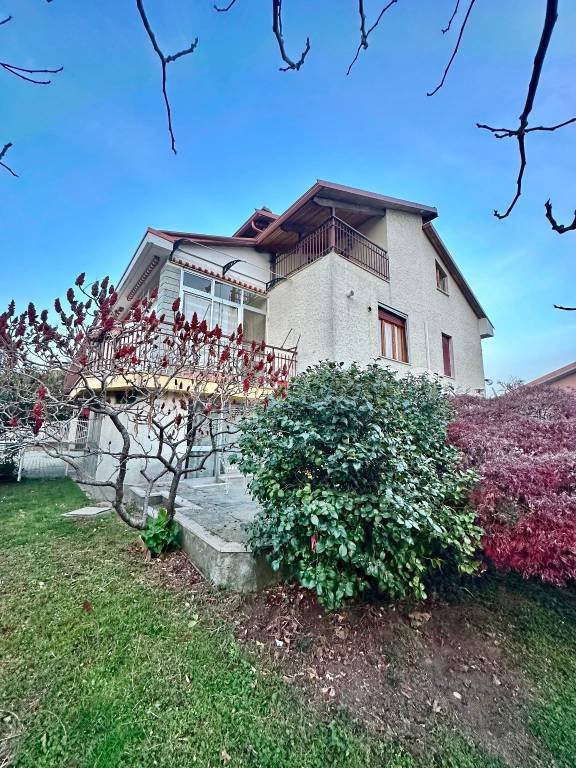 casa indipendente in vendita a Sangano