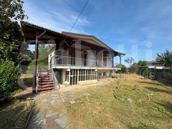 casa indipendente in vendita a Sangano