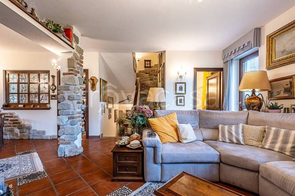 casa indipendente in vendita a Sangano