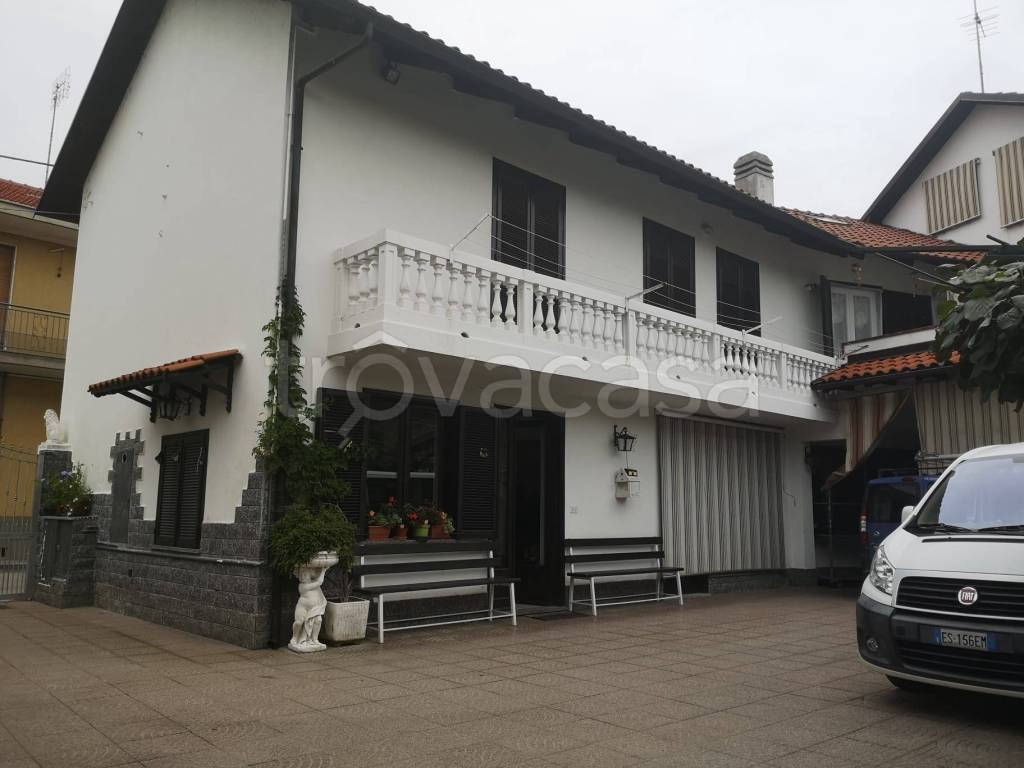 casa indipendente in vendita a Sangano