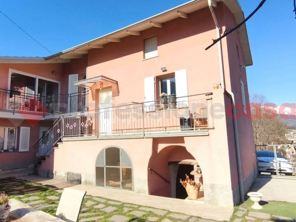 casa indipendente in vendita a San Germano Chisone