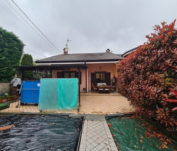 casa indipendente in vendita a San Germano Chisone