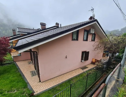 casa indipendente in vendita a San Germano Chisone