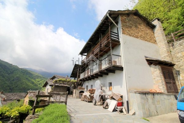 casa indipendente in vendita a San Germano Chisone