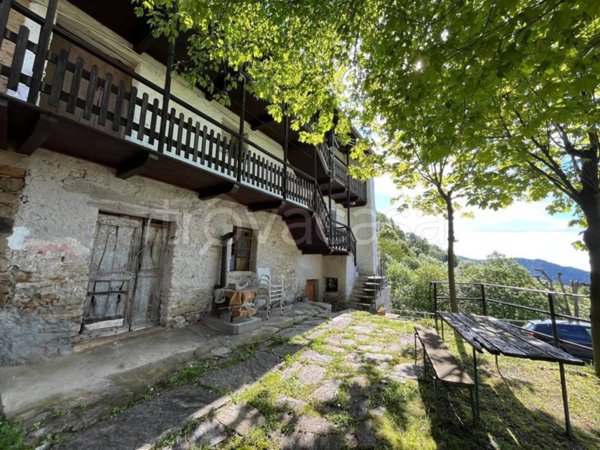 casa indipendente in vendita a San Germano Chisone