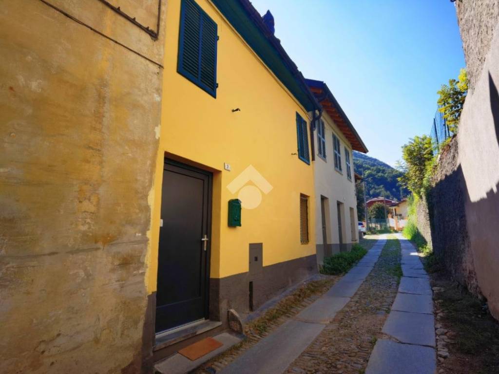 casa indipendente in vendita a San Germano Chisone