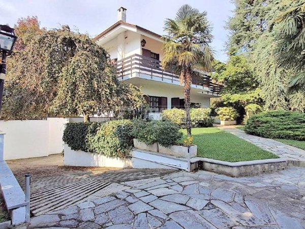 casa indipendente in vendita a San Gillio