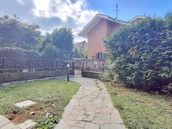 casa indipendente in vendita a San Gillio