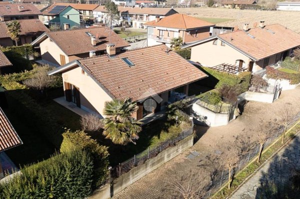 casa indipendente in vendita a San Gillio