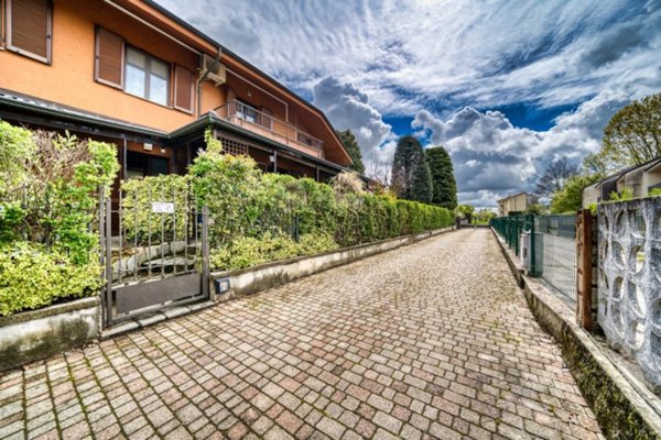 casa indipendente in vendita a San Gillio