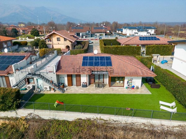 casa indipendente in vendita a San Gillio