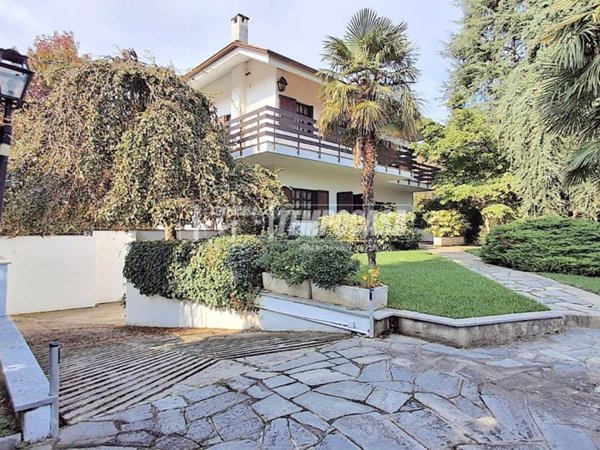 casa indipendente in vendita a San Gillio