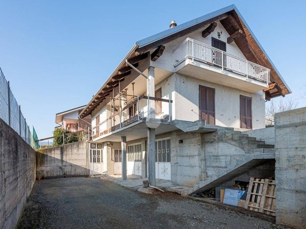 casa indipendente in vendita a San Gillio