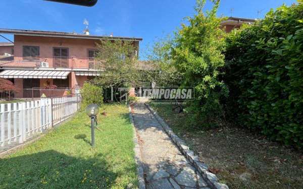 casa indipendente in vendita a San Gillio