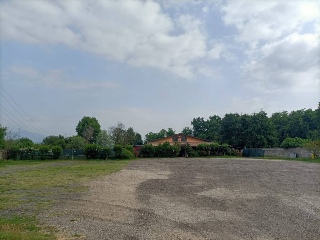 negozio in vendita a San Gillio