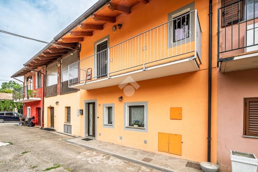 casa indipendente in vendita a San Gillio