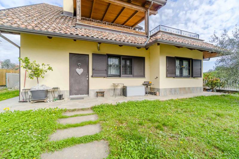 casa indipendente in vendita a San Gillio