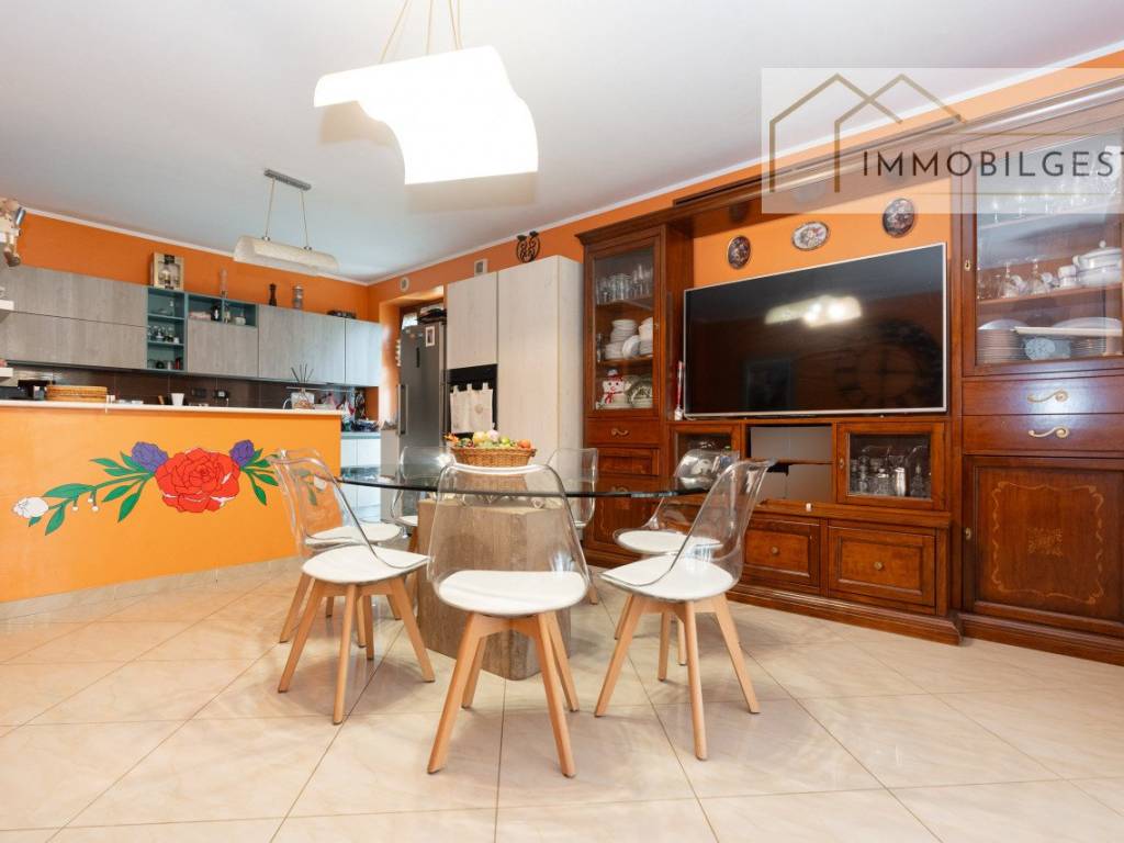 casa indipendente in vendita a San Gillio