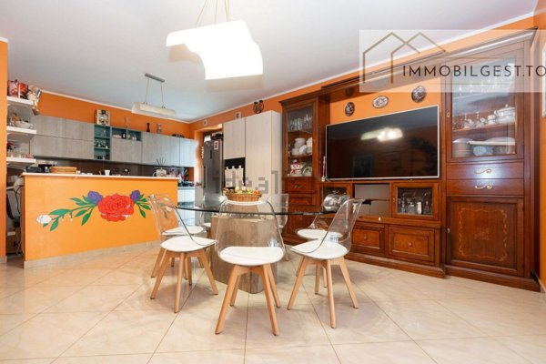 casa indipendente in vendita a San Gillio
