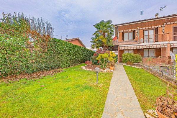 casa indipendente in vendita a San Gillio