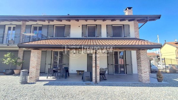 casa indipendente in vendita a San Gillio