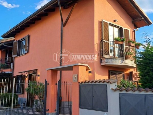 casa indipendente in vendita a San Gillio